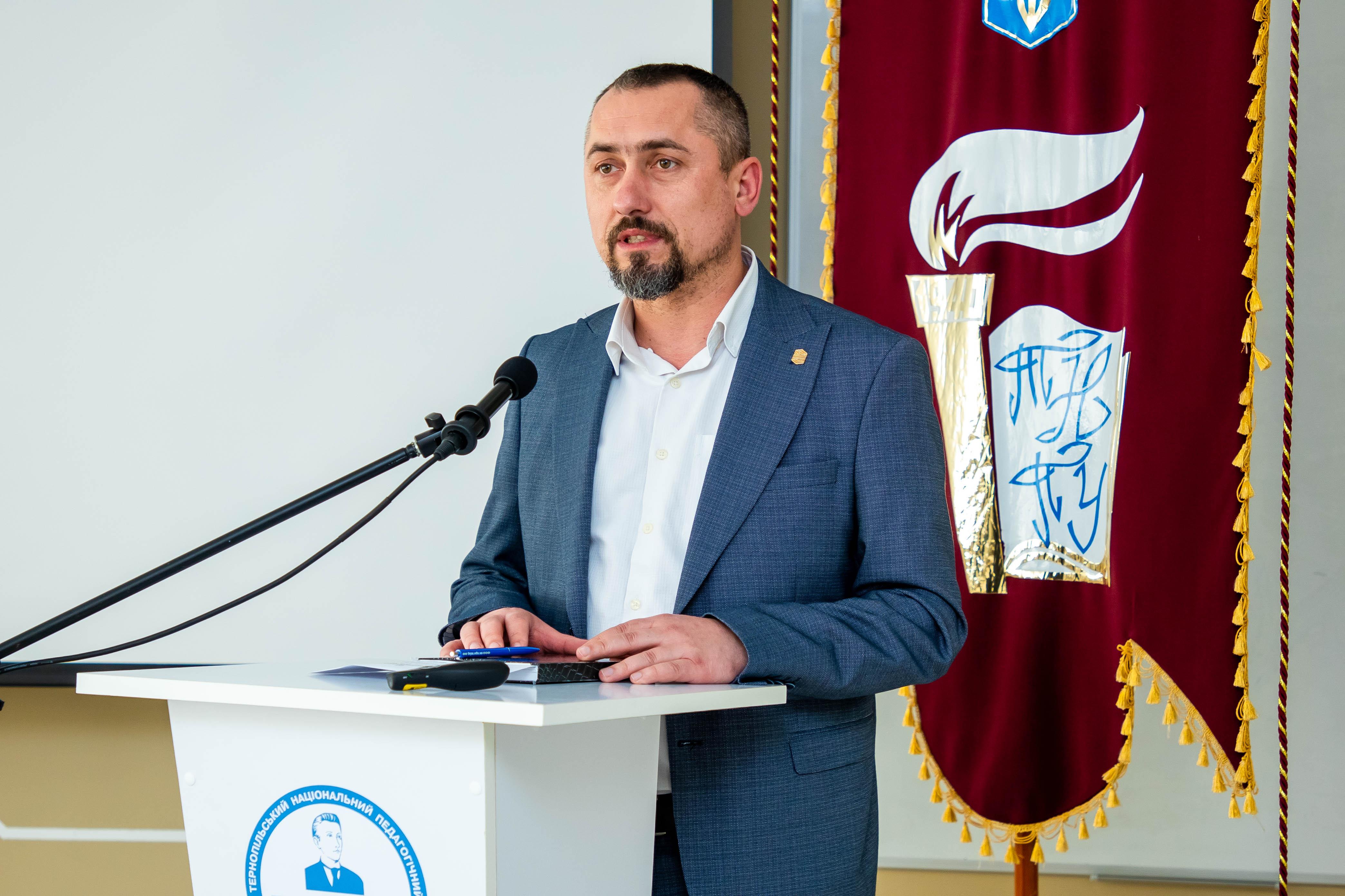 Виступ Юрія Древніцького -відповідального секретаря приймальної комісії ТНПУ.